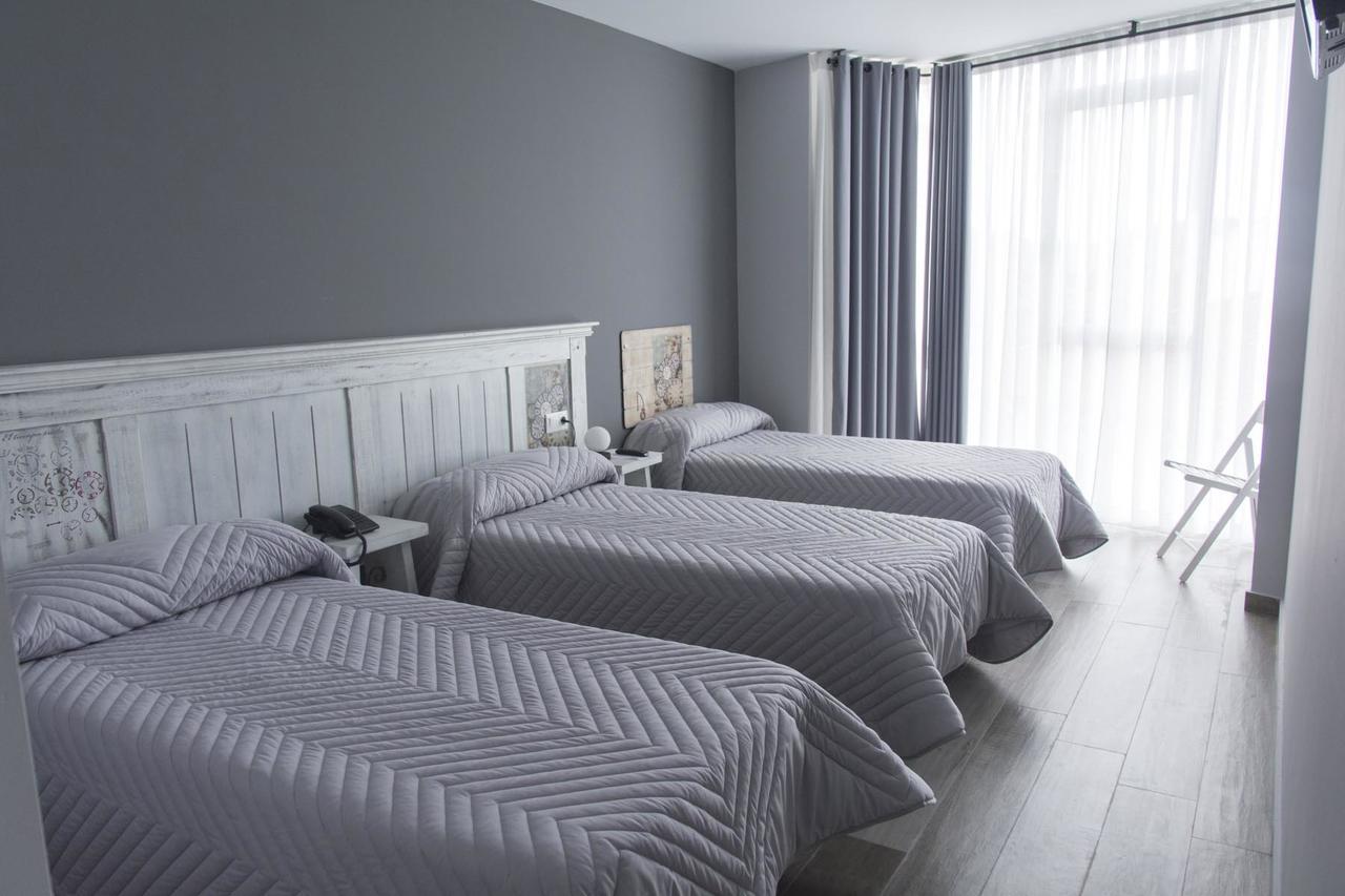 Hotel Mica Palas de Rei Екстериор снимка